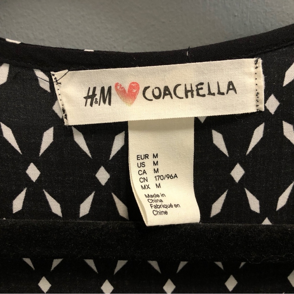 NWOT H&M Coachella Shortie Fringed Kimono, Sz M, Black/White - Picture 8 of 8